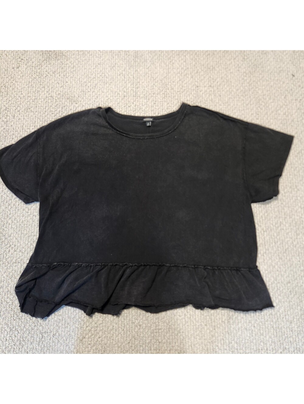 Torrid Black Ruffle Hem Short Sleeve Top Size 2